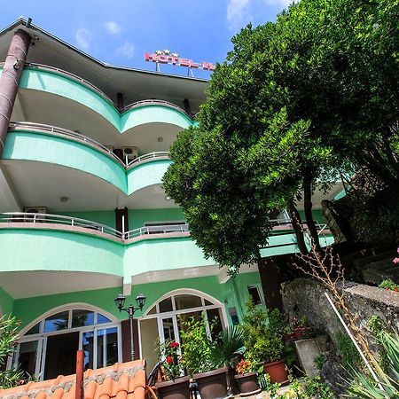 Hotel Hoti Ulcinj Ngoại thất bức ảnh