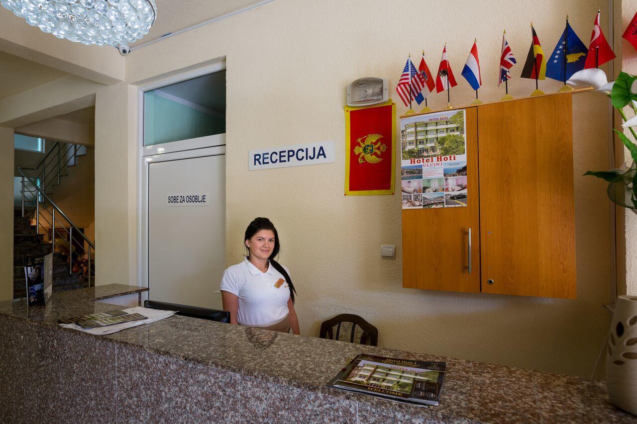Hotel Hoti Ulcinj Ngoại thất bức ảnh